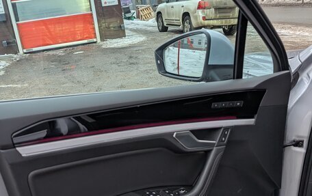 Volkswagen Touareg III, 2018 год, 5 350 000 рублей, 20 фотография