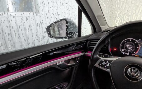 Volkswagen Touareg III, 2018 год, 5 350 000 рублей, 23 фотография