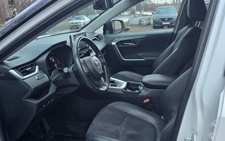 Toyota RAV4, 2021 год, 3 550 000 рублей, 20 фотография