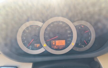 Toyota RAV4, 2011 год, 1 100 000 рублей, 7 фотография