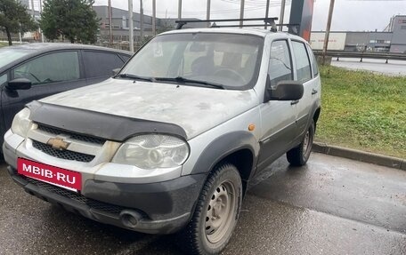 Chevrolet Niva I рестайлинг, 2010 год, 430 000 рублей, 3 фотография