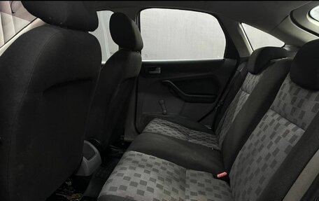 Ford Focus II рестайлинг, 2009 год, 400 000 рублей, 22 фотография