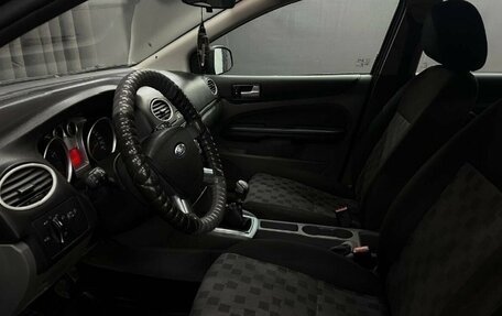 Ford Focus II рестайлинг, 2009 год, 400 000 рублей, 23 фотография