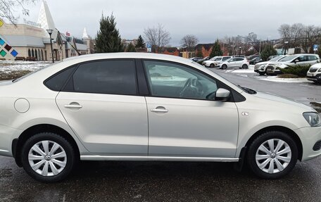 Volkswagen Polo VI (EU Market), 2011 год, 700 000 рублей, 6 фотография