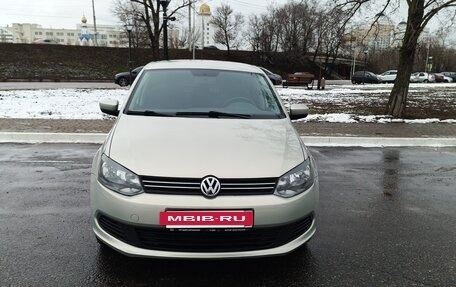 Volkswagen Polo VI (EU Market), 2011 год, 700 000 рублей, 9 фотография
