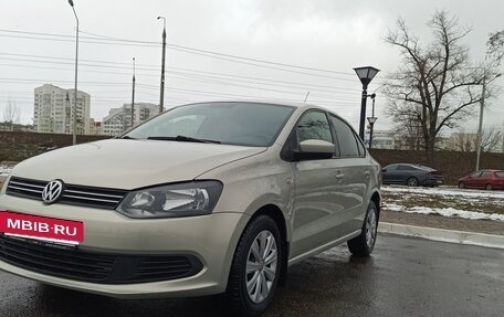 Volkswagen Polo VI (EU Market), 2011 год, 700 000 рублей, 10 фотография