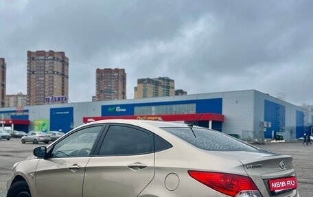 Hyundai Solaris II рестайлинг, 2011 год, 450 000 рублей, 3 фотография