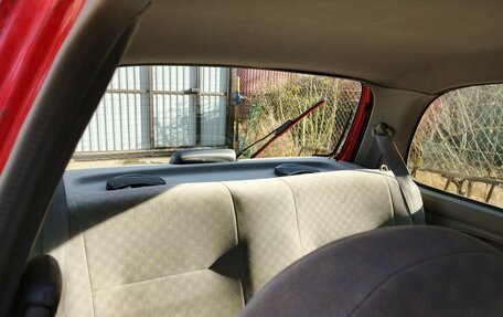 Nissan March II, 2001 год, 200 000 рублей, 6 фотография