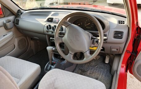 Nissan March II, 2001 год, 200 000 рублей, 5 фотография