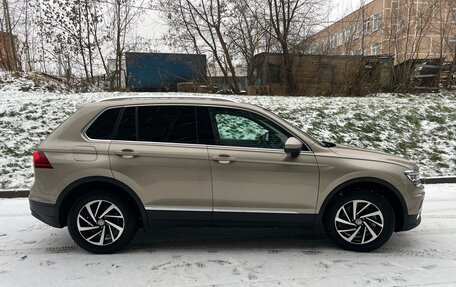 Volkswagen Tiguan II, 2017 год, 2 225 000 рублей, 4 фотография