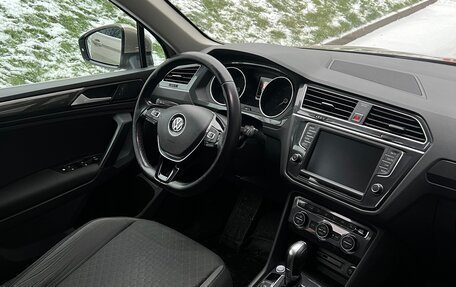 Volkswagen Tiguan II, 2017 год, 2 225 000 рублей, 12 фотография