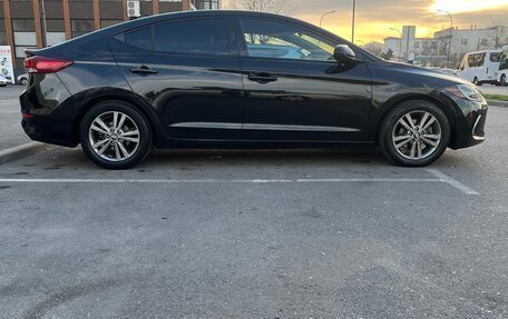 Hyundai Elantra VI рестайлинг, 2017 год, 1 375 000 рублей, 7 фотография