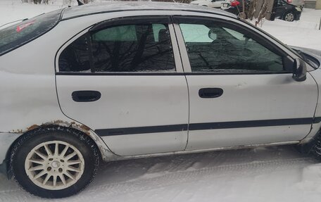 Mitsubishi Carisma I, 2003 год, 205 000 рублей, 2 фотография