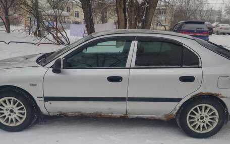 Mitsubishi Carisma I, 2003 год, 205 000 рублей, 5 фотография