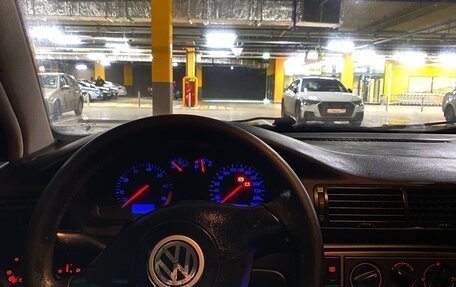 Volkswagen Passat B5+ рестайлинг, 1997 год, 270 000 рублей, 4 фотография