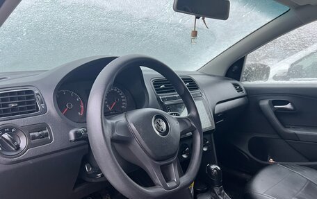 Volkswagen Polo VI (EU Market), 2017 год, 650 000 рублей, 4 фотография