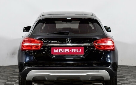 Mercedes-Benz GLA, 2015 год, 1 777 000 рублей, 4 фотография