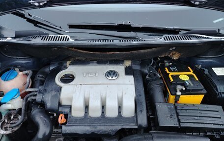 Volkswagen Touran III, 2007 год, 590 000 рублей, 9 фотография