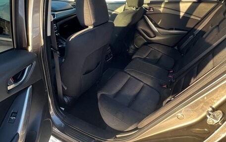 Mazda 6, 2016 год, 1 690 000 рублей, 20 фотография