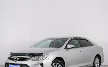 Toyota Camry, 2016 год, 1 999 000 рублей, 3 фотография