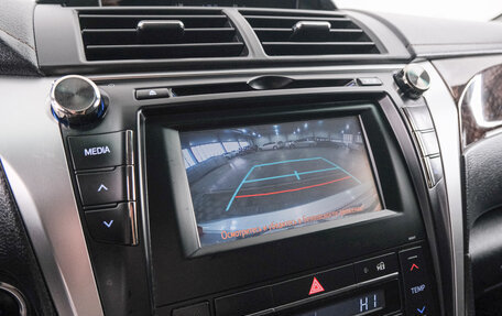 Toyota Camry, 2016 год, 1 999 000 рублей, 15 фотография