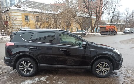Toyota RAV4, 2019 год, 2 900 000 рублей, 2 фотография