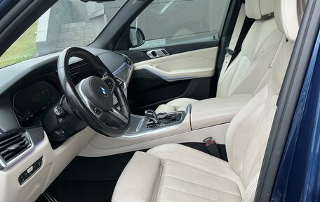 BMW X5, 2019 год, 6 400 000 рублей, 11 фотография