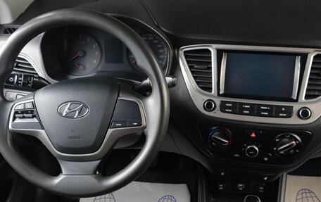 Hyundai Solaris II рестайлинг, 2019 год, 1 299 000 рублей, 11 фотография