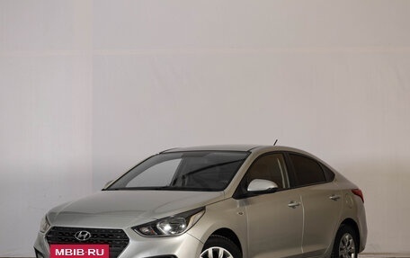 Hyundai Solaris II рестайлинг, 2019 год, 1 299 000 рублей, 3 фотография