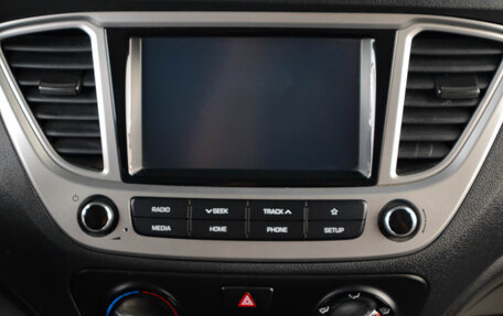 Hyundai Solaris II рестайлинг, 2019 год, 1 299 000 рублей, 17 фотография