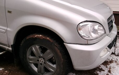 Mercedes-Benz M-Класс, 2001 год, 560 000 рублей, 2 фотография