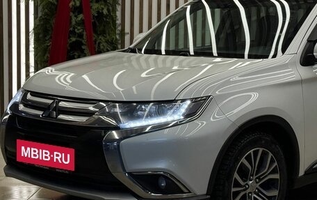 Mitsubishi Outlander III рестайлинг 3, 2018 год, 2 200 000 рублей, 6 фотография