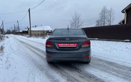 Hyundai Solaris II рестайлинг, 2011 год, 650 000 рублей, 6 фотография