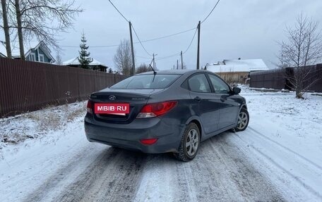 Hyundai Solaris II рестайлинг, 2011 год, 650 000 рублей, 5 фотография