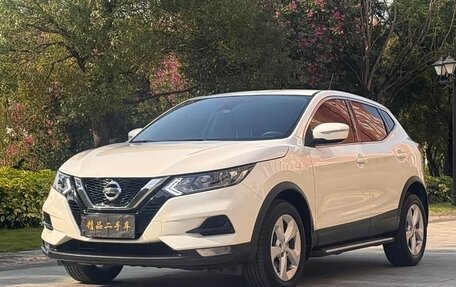 Nissan Qashqai, 2022 год, 1 930 004 рублей, 3 фотография