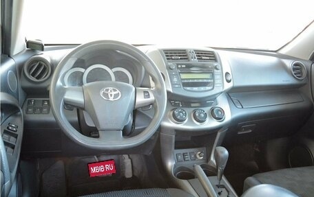 Toyota RAV4, 2011 год, 1 360 000 рублей, 12 фотография