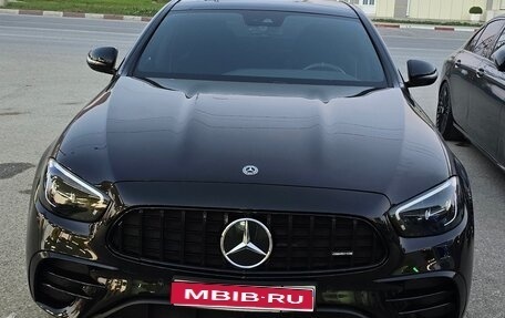 Mercedes-Benz E-Класс, 2021 год, 5 600 000 рублей, 1 фотография