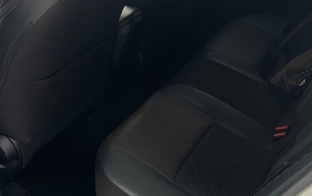 Toyota C-HR I рестайлинг, 2017 год, 2 190 000 рублей, 15 фотография