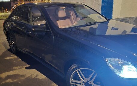 Mercedes-Benz E-Класс, 2011 год, 1 350 000 рублей, 4 фотография