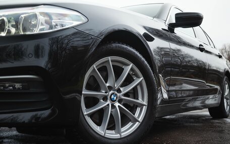 BMW 5 серия, 2018 год, 3 070 000 рублей, 3 фотография