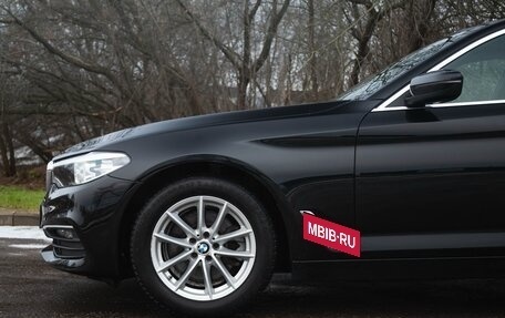 BMW 5 серия, 2018 год, 3 070 000 рублей, 14 фотография