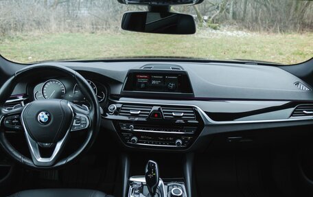 BMW 5 серия, 2018 год, 3 070 000 рублей, 32 фотография