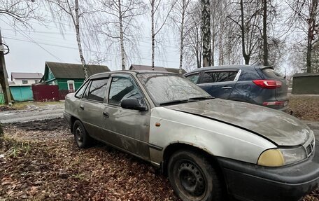 Daewoo Nexia I рестайлинг, 2000 год, 75 000 рублей, 2 фотография