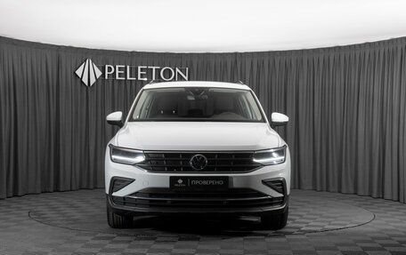 Volkswagen Tiguan II, 2021 год, 3 370 000 рублей, 3 фотография