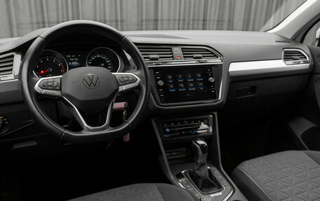 Volkswagen Tiguan II, 2021 год, 3 370 000 рублей, 9 фотография