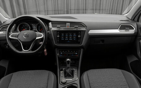 Volkswagen Tiguan II, 2021 год, 3 370 000 рублей, 10 фотография