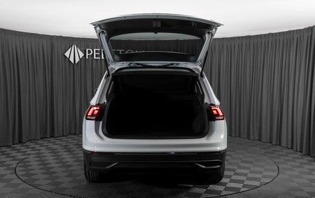 Volkswagen Tiguan II, 2021 год, 3 370 000 рублей, 29 фотография