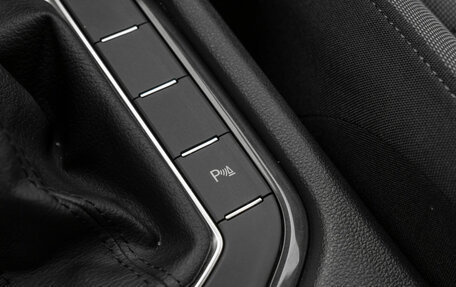 Volkswagen Tiguan II, 2021 год, 3 370 000 рублей, 27 фотография