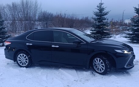 Toyota Camry, 2021 год, 3 500 000 рублей, 32 фотография