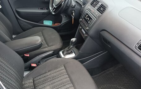 Volkswagen Polo VI (EU Market), 2017 год, 1 250 000 рублей, 13 фотография